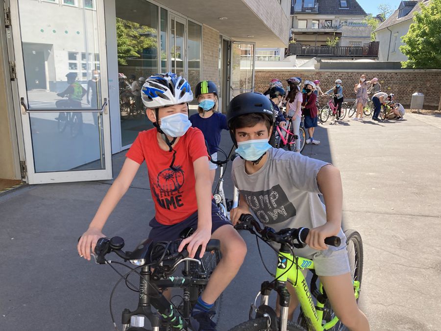 Radfahrtraining bei den Zebras und Erdmännchen - 9